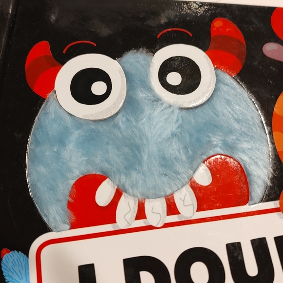 Ready for a wild adventure with "I Double Dare You!" by Paule Battault. Scary bk - Picture 2 of 8